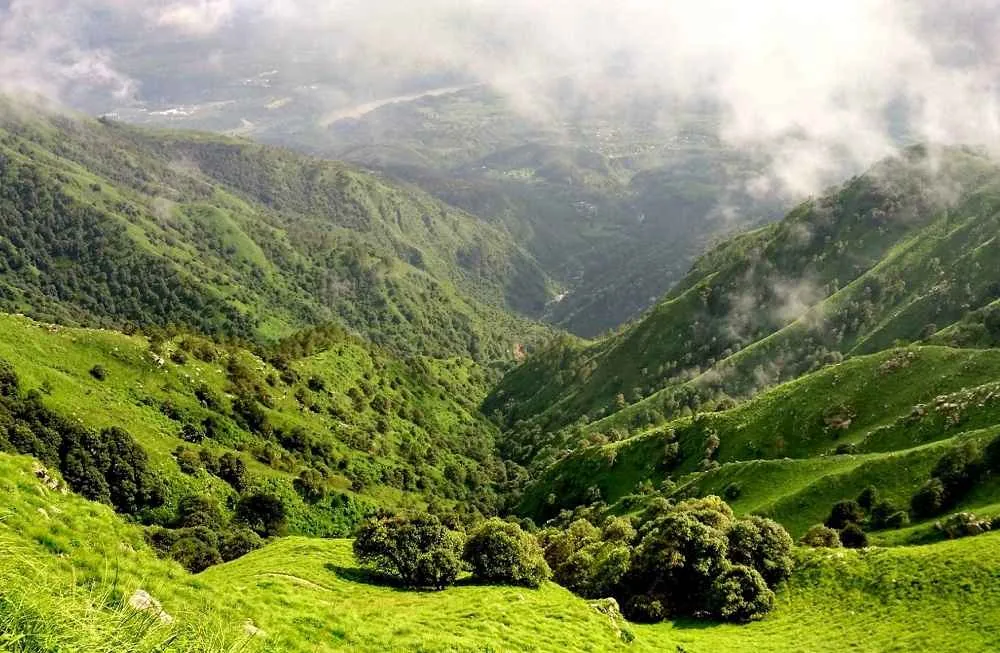 The Benog Hill Trek trek in the Himalayas by Himalaya Shelter