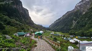 Valley of flowers trek