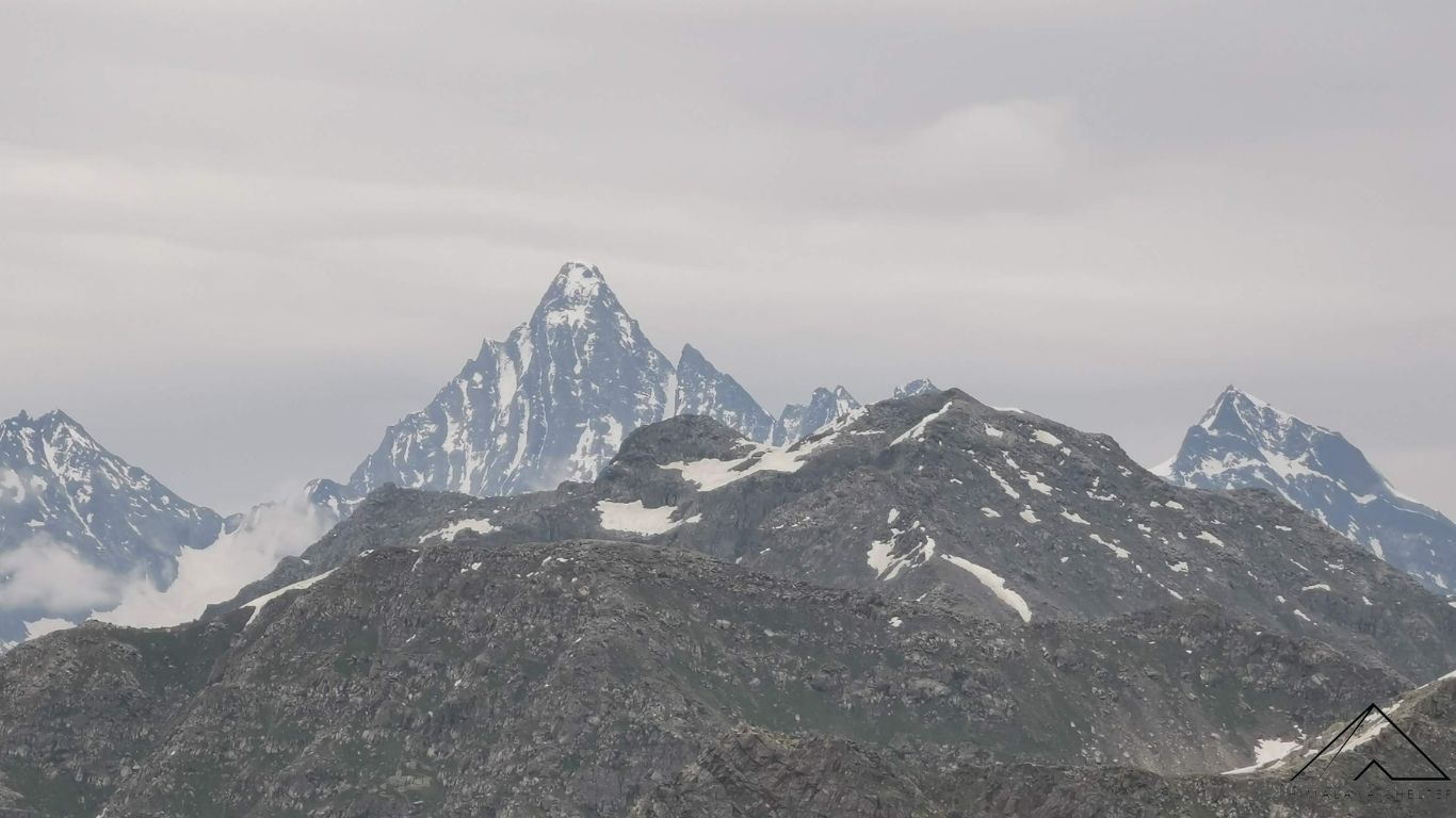 Gallery photo - Kolahoi Glacier Trek 15