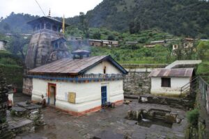 Gallery photo - Triyuginarayan Temple Trek 1