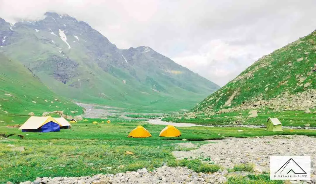 Pin pbhaba pass trek camp view