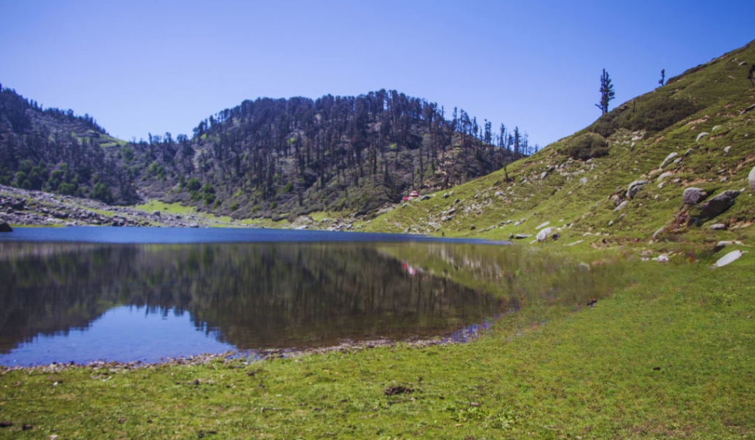 Dhauladhar 7 Lakes Trek