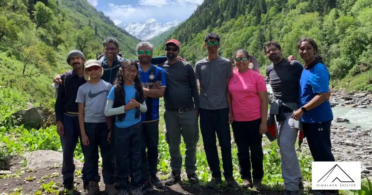 Group Picture On The Trek