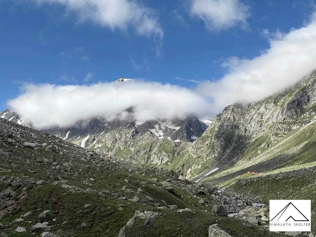 Hampta pass trek view