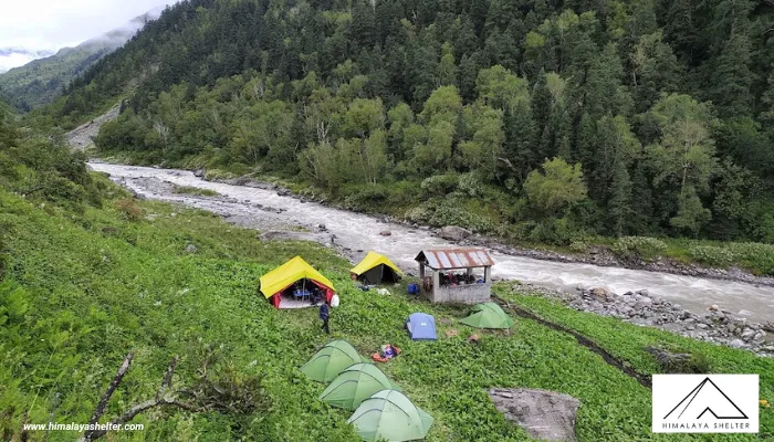 Camp on durable surfaces - Leave no trace