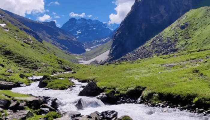 Hampta Pass Trek Best Monsoon Trek in Himachal Pradesh