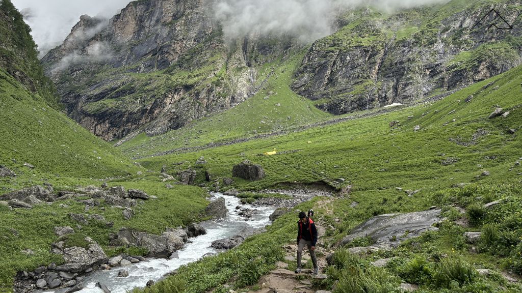 Hampta Pass trek