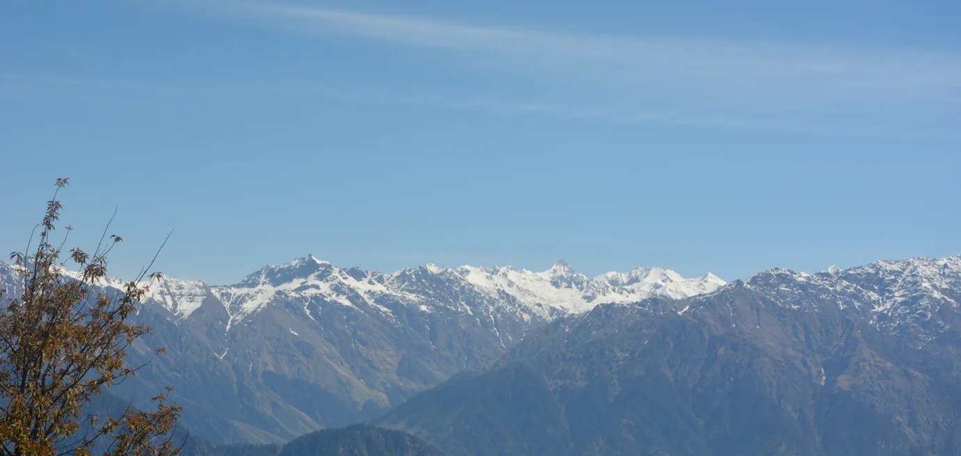 moutain views from phulara ridge trek