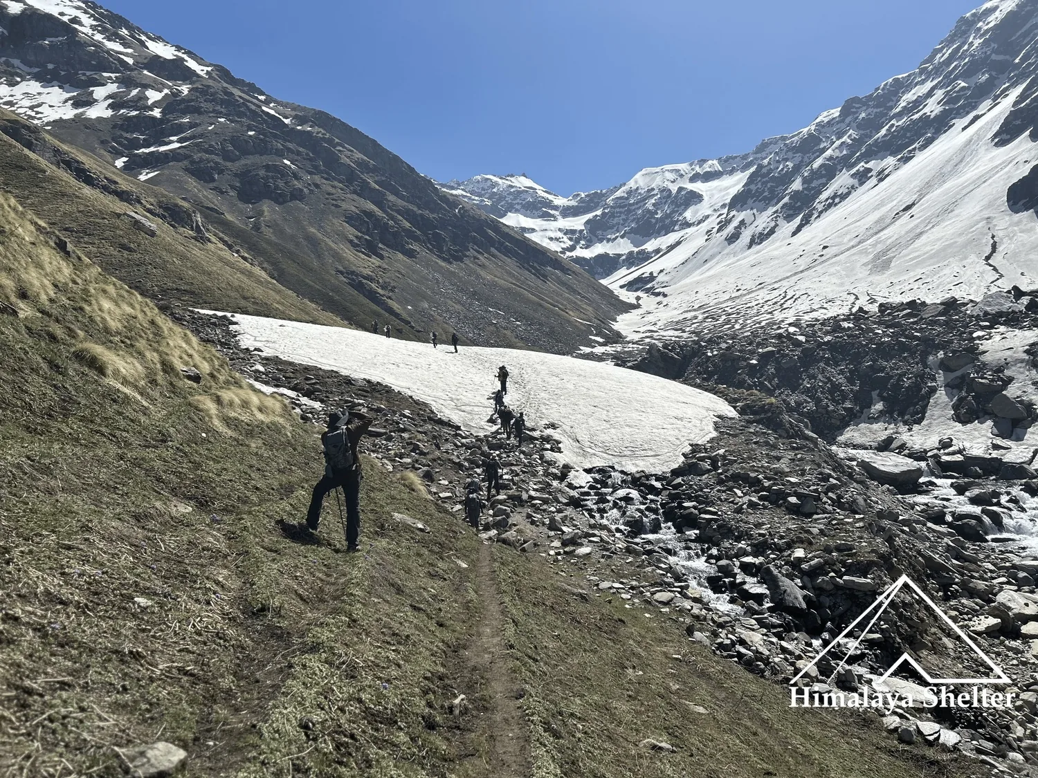 buran ghati trek Himachal