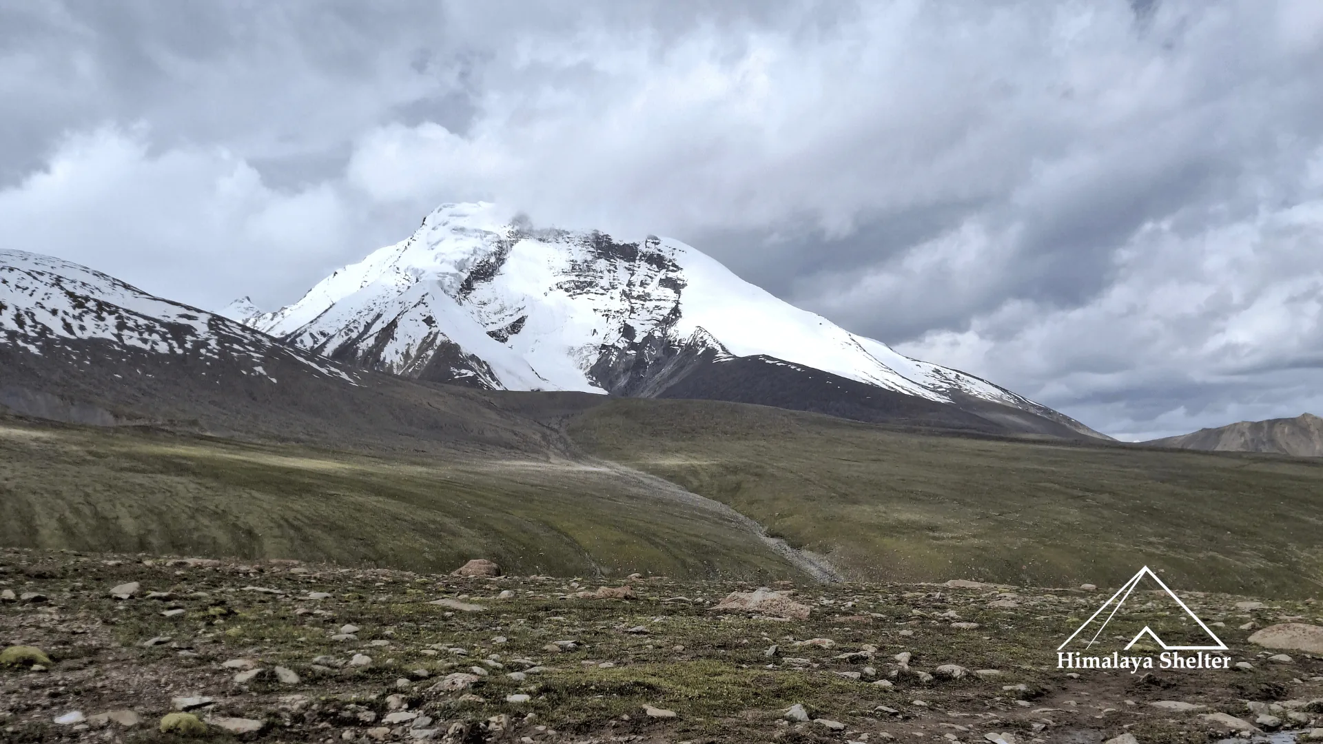 kang yatse peak views