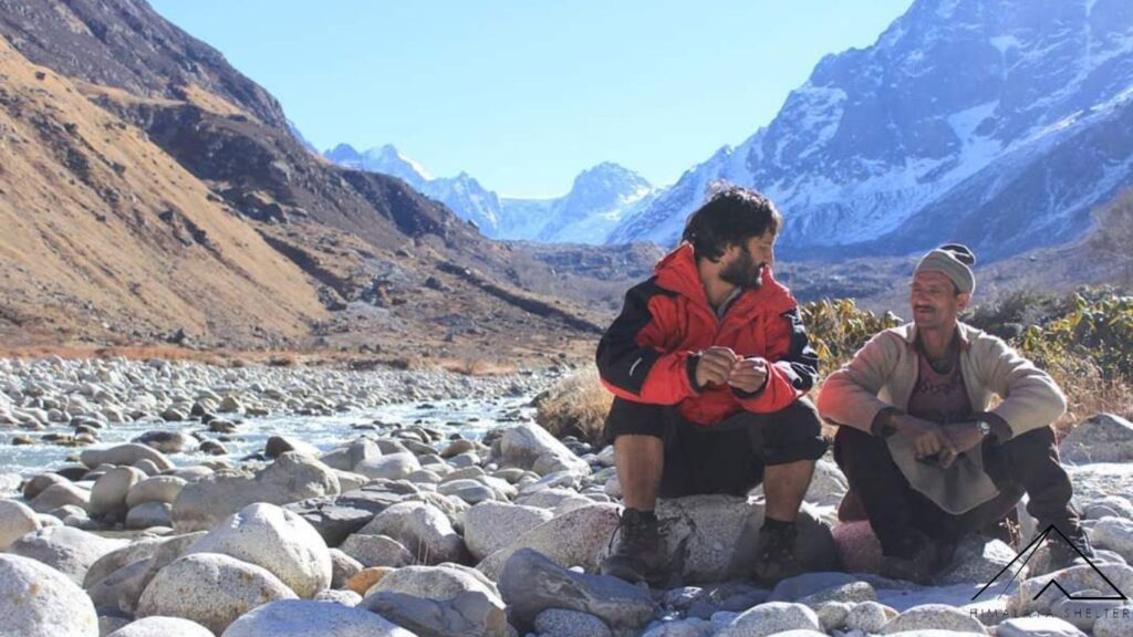 8 Essential Safety Tips for Trekking in the Himalayan Mountains for a Safe  Journey